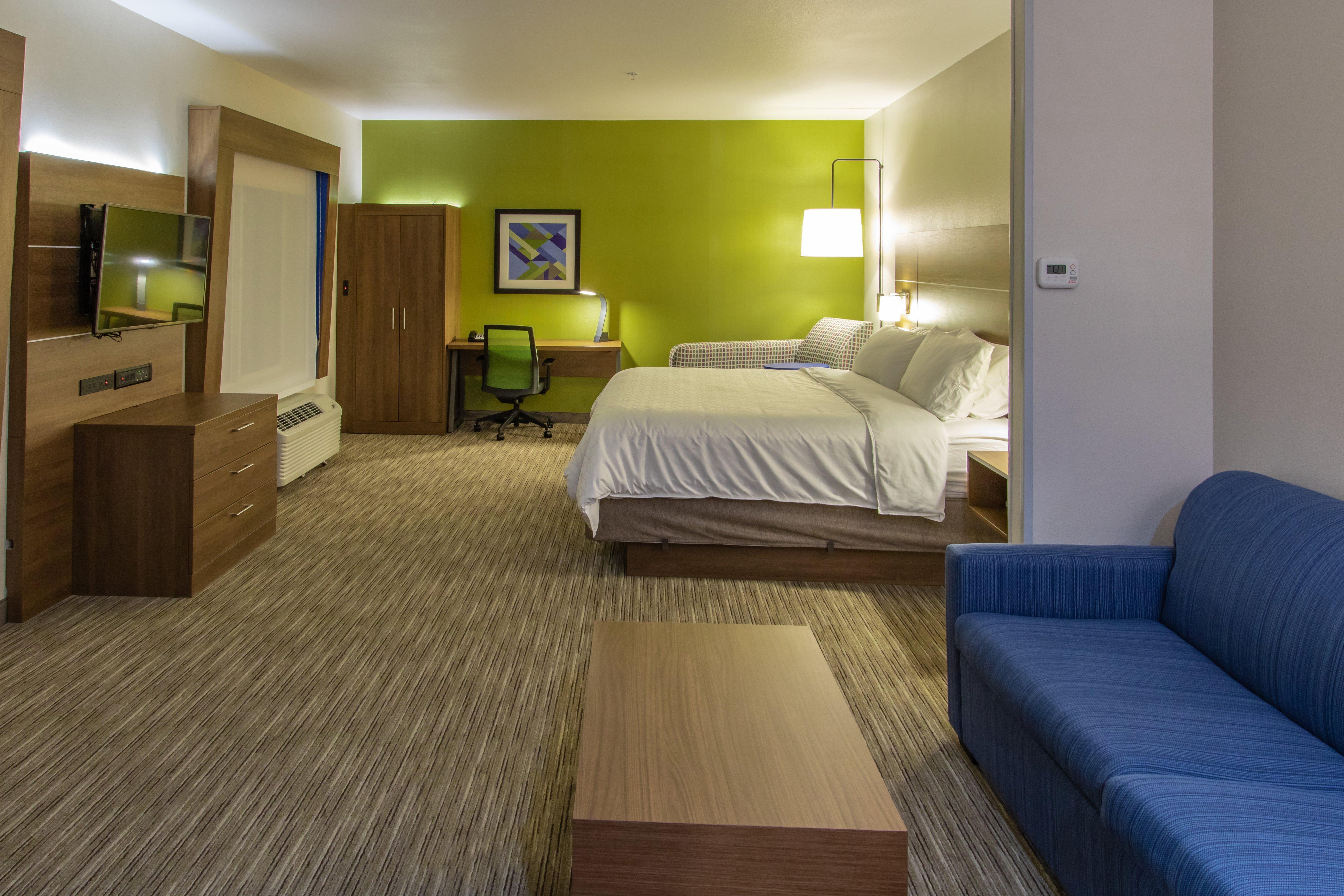 Holiday Inn Express Hotel & Suites Roseville - Galleria Area By Ihg Екстериор снимка