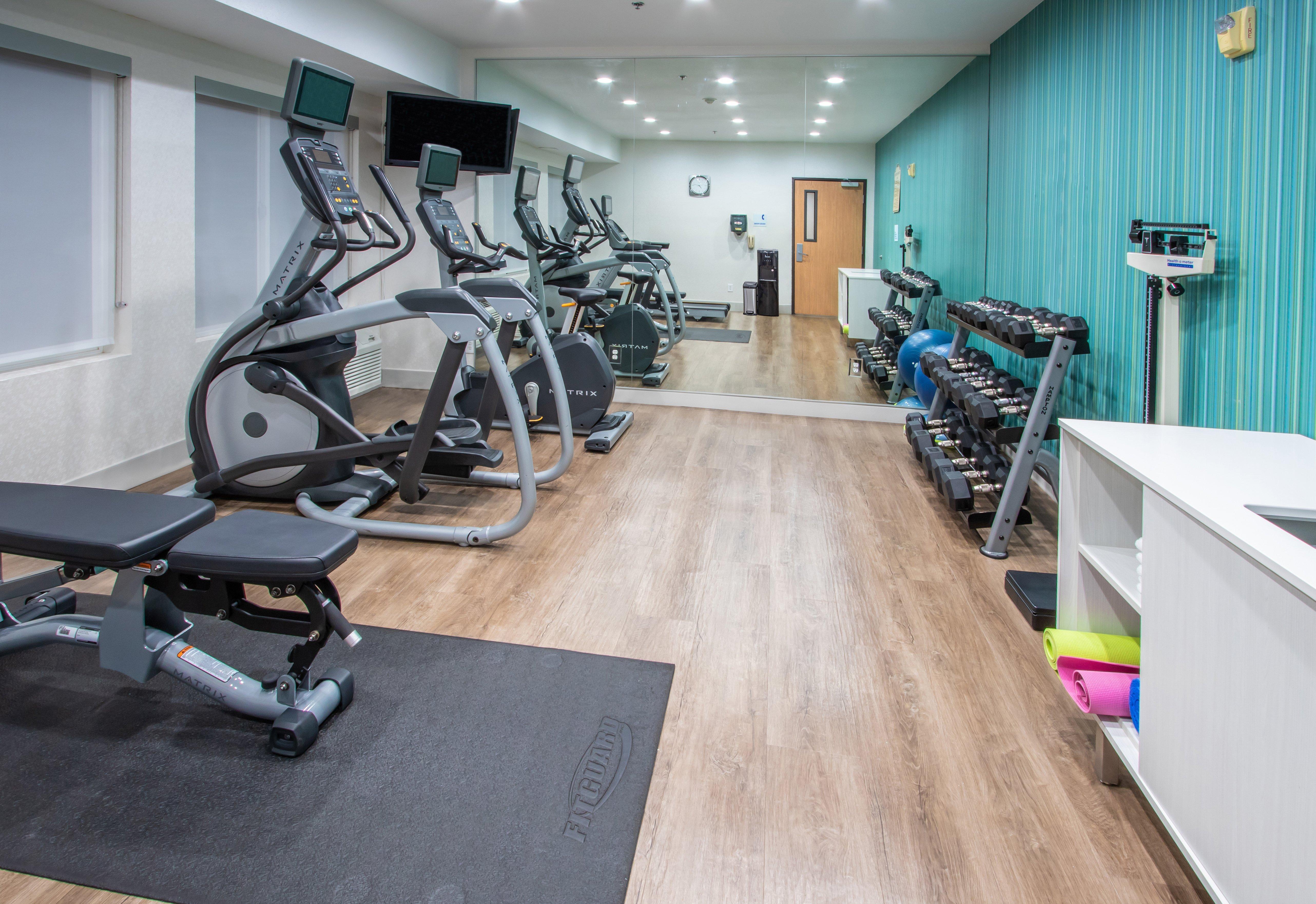 Holiday Inn Express Hotel & Suites Roseville - Galleria Area By Ihg Екстериор снимка