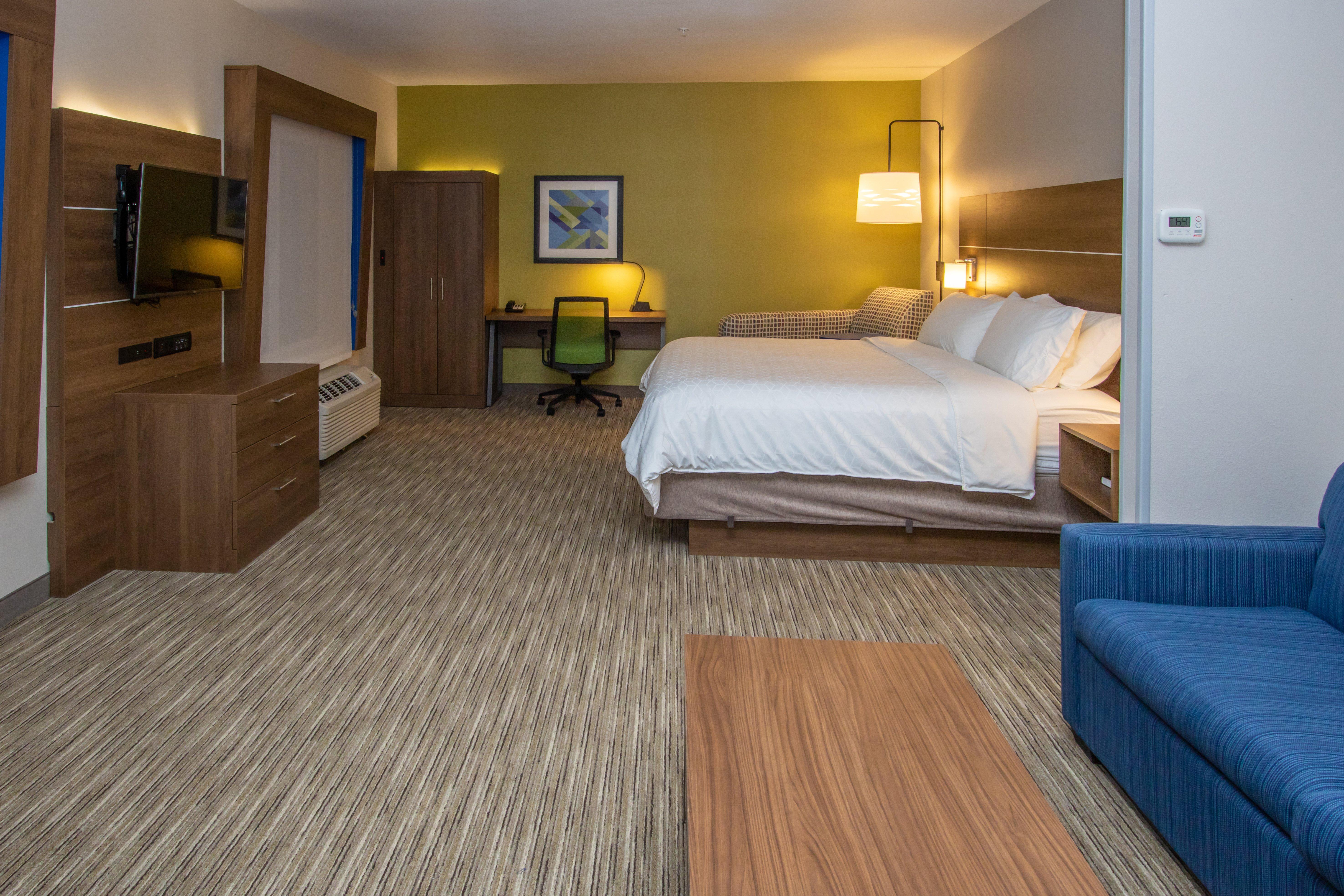 Holiday Inn Express Hotel & Suites Roseville - Galleria Area By Ihg Екстериор снимка
